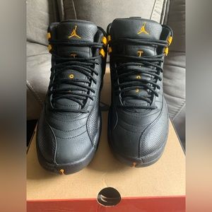 Jordan 12 retro black taxi